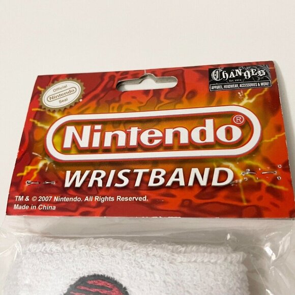 Nintendo Super Mario Know Your Mushroom Athletic Wristband - Picture 14 of 14